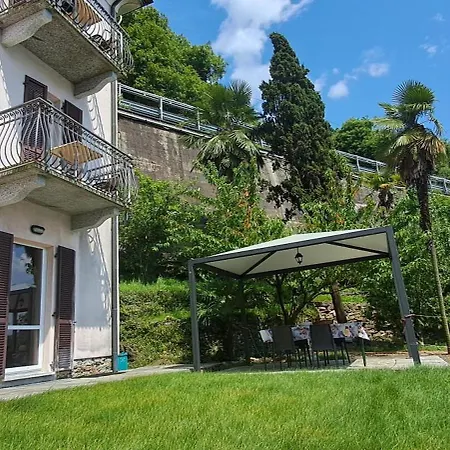 Maggiore - Al Poggio Apartment *