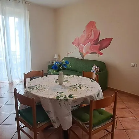 Maggiore - Al Poggio Apartment *