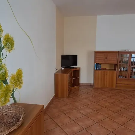 Maggiore - Al Poggio Apartment *