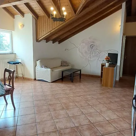 Maggiore - Al Poggio Appartement *